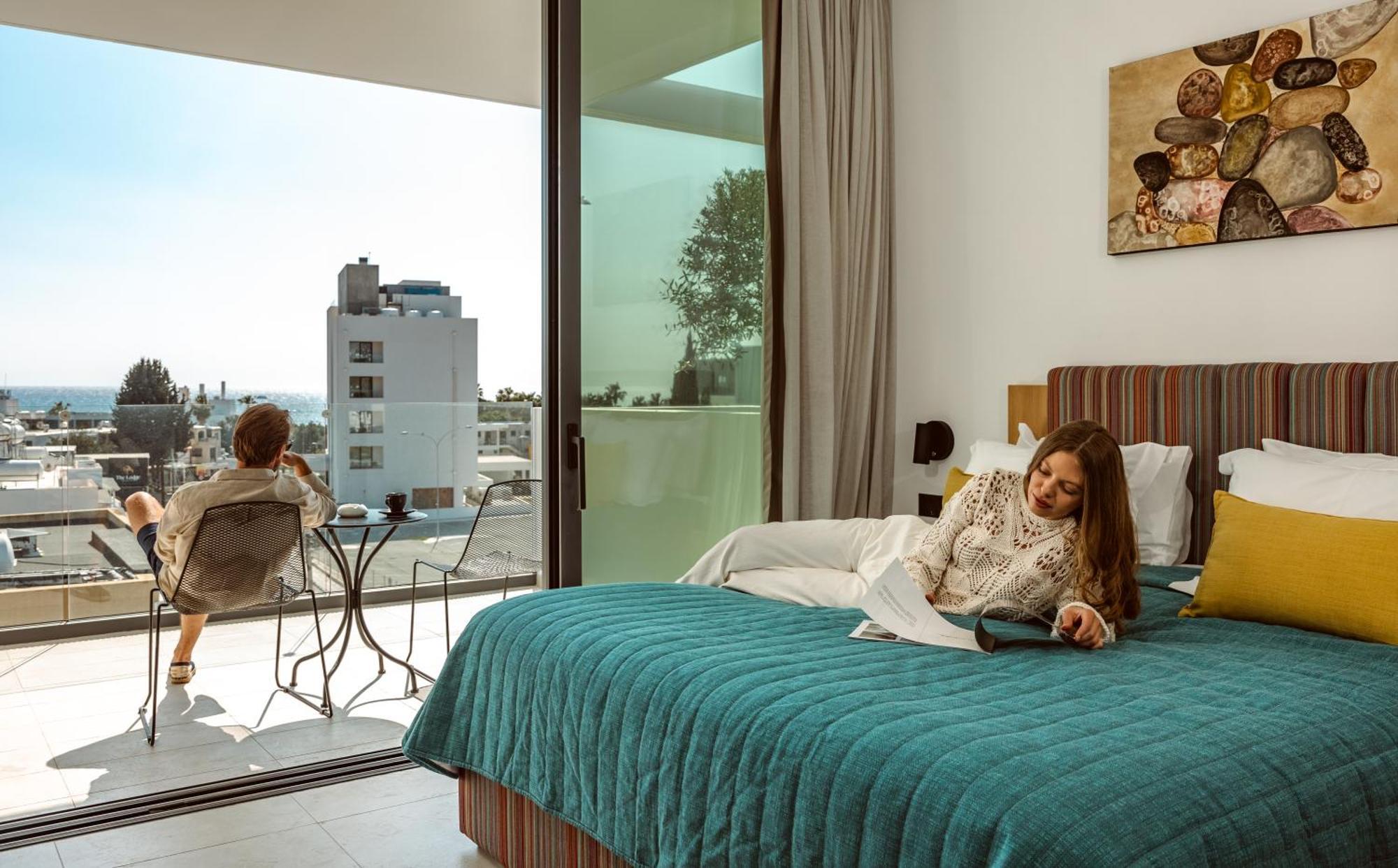 Regency Boutique Hotel Holiday Suites Paphos Bagian luar foto