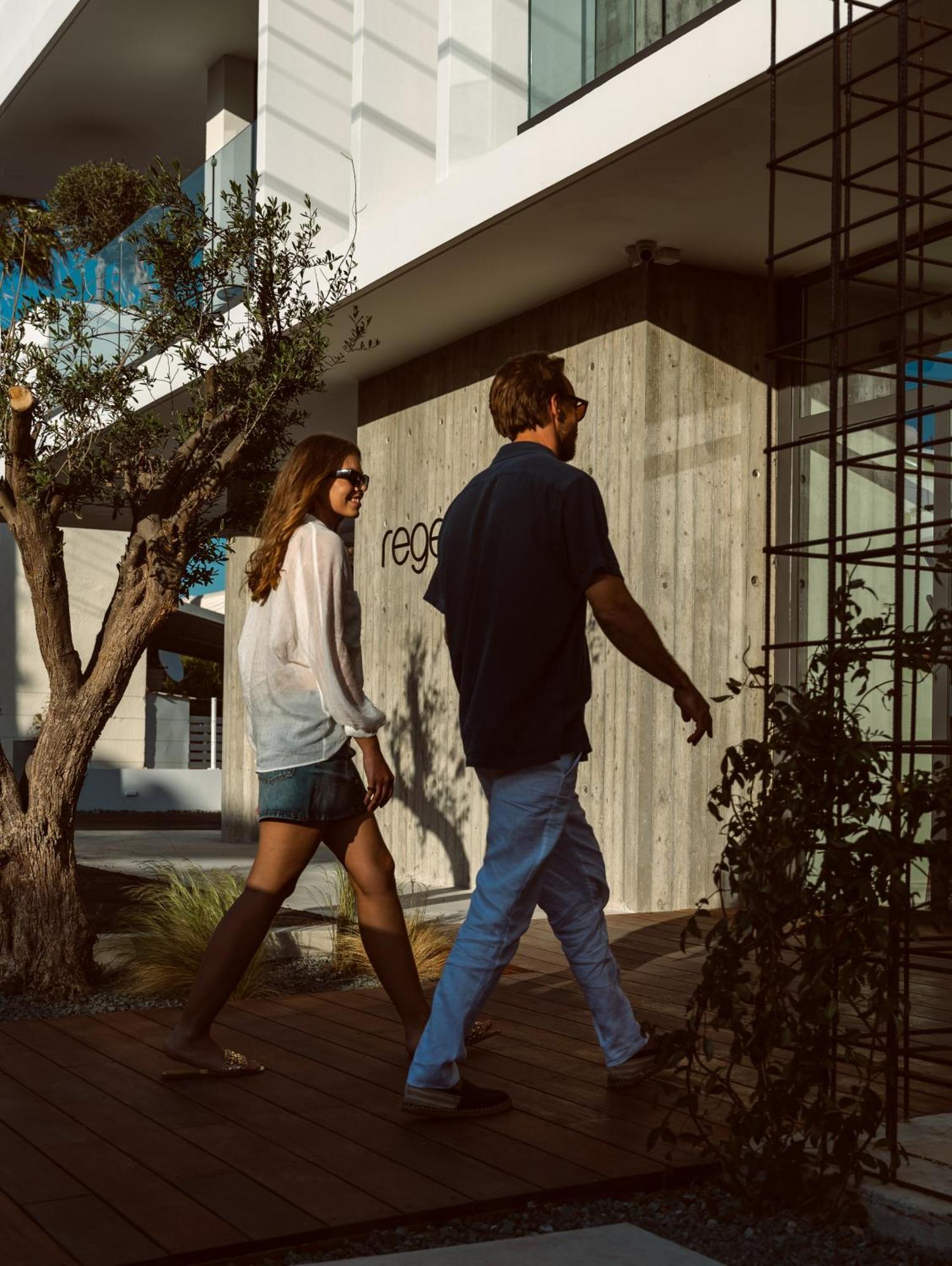 Regency Boutique Hotel Holiday Suites Paphos Bagian luar foto